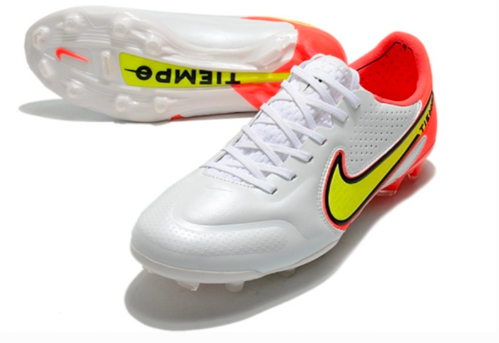 Nike Tiempo