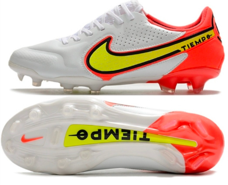 Nike Tiempo