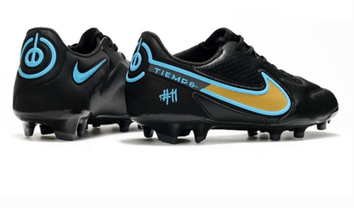Nike Tiempo