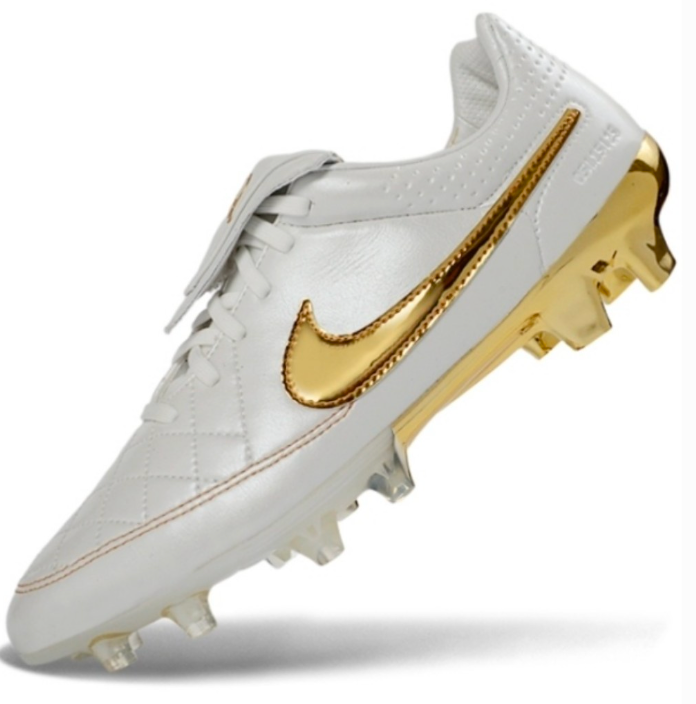 Nike Tiempo Legend V Premium R10