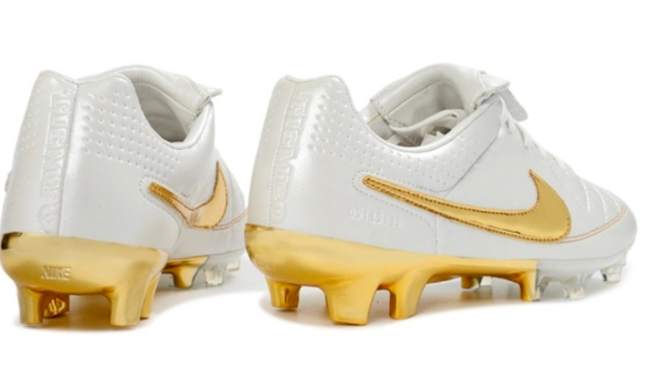 Nike Tiempo Legend V Premium R10