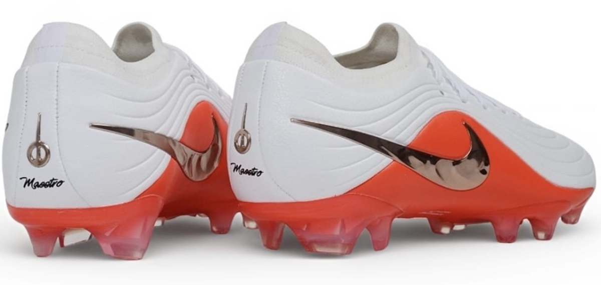 Nike United Tiempo Maestro Elite